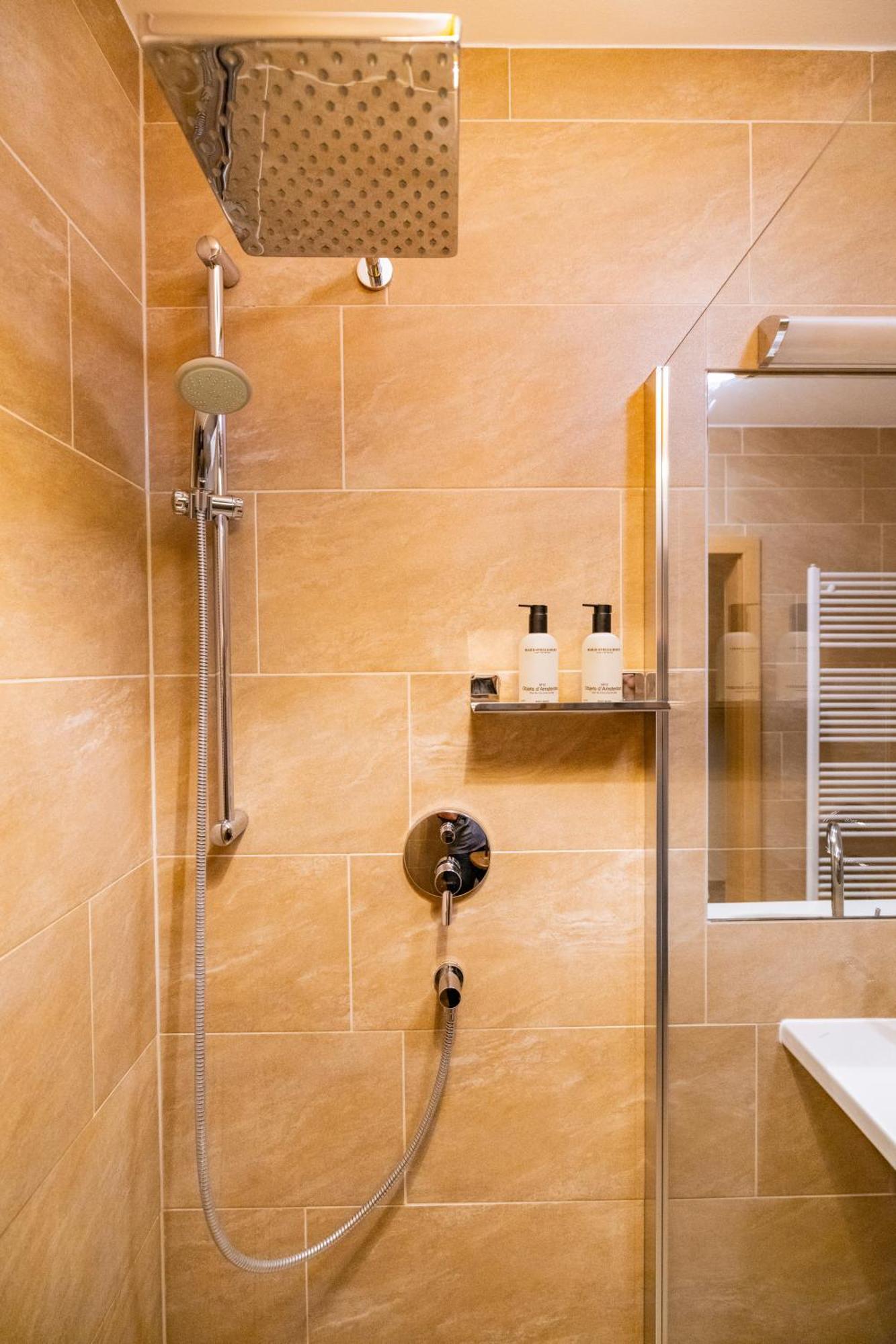 Haus Freunden Apartment Sankt Anton am Arlberg Ngoại thất bức ảnh